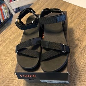 New in box- Vionic sandals, black size 7.5